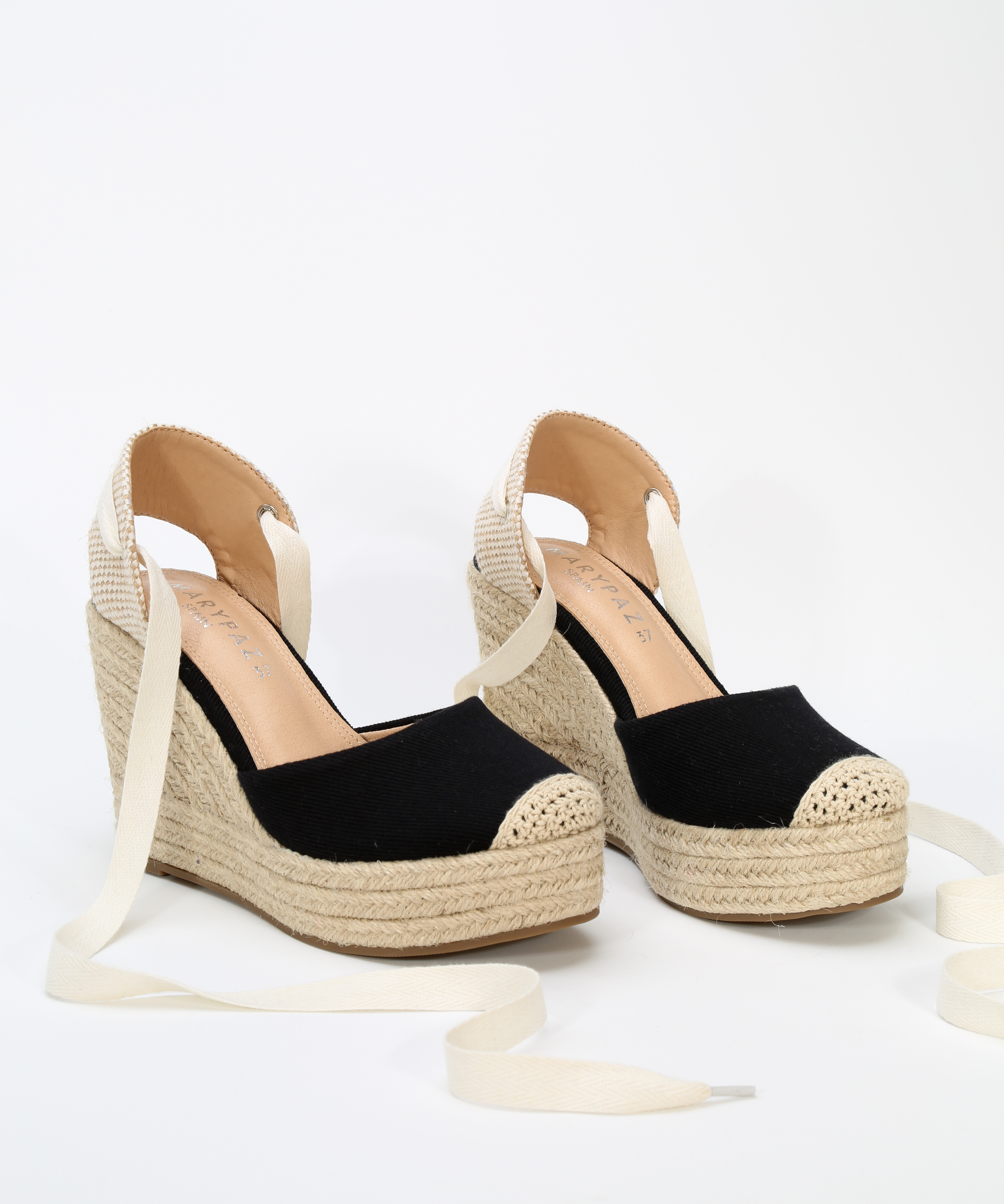 Cunhas de esparto com amarra&ccedil;&atilde;o image number null